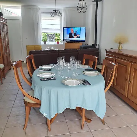 Maison De Madame De Souter Tatil Evi